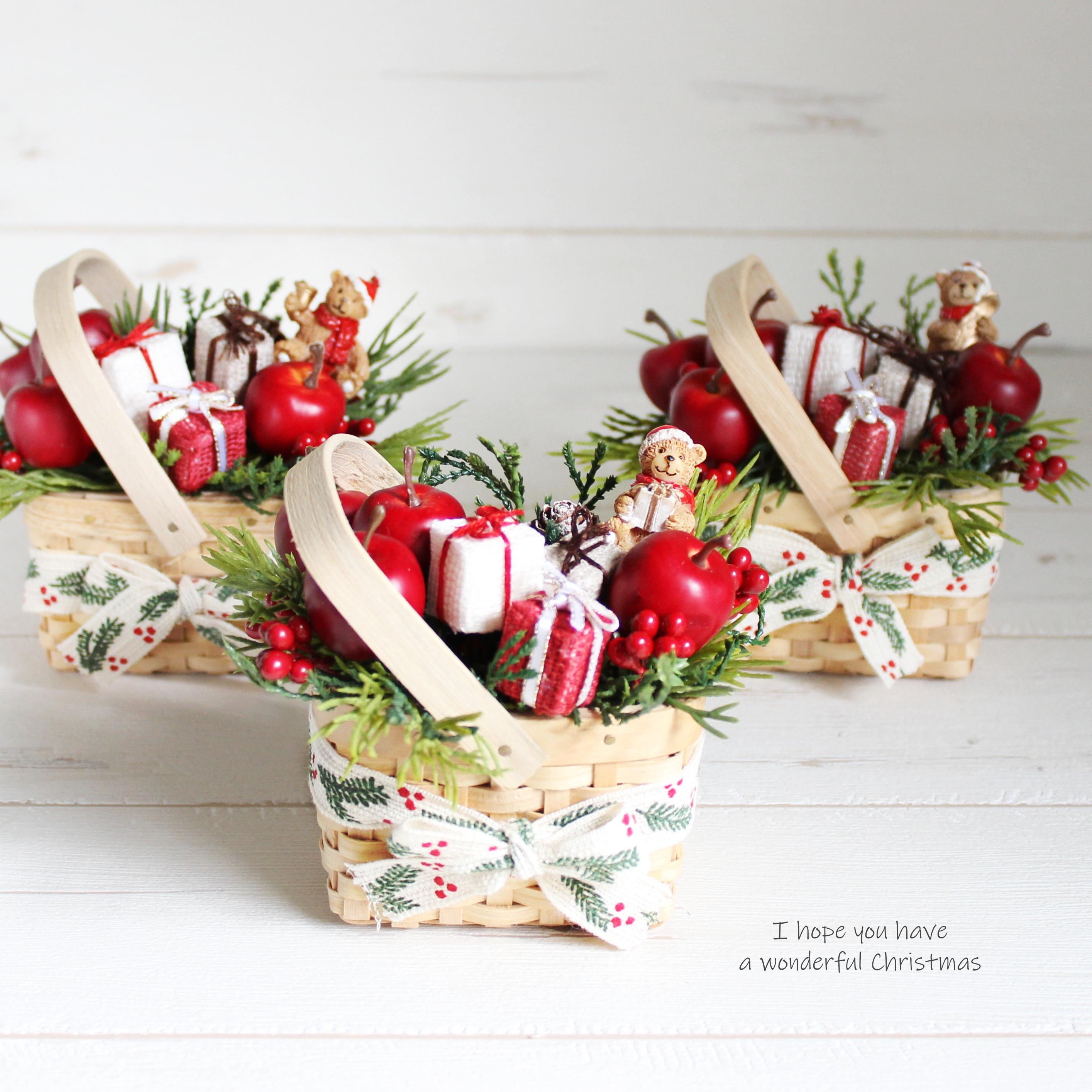 リトルベアのクリスマスバスケット〈プレゼント〉/小さなクリスマスアレンジメント R&yO1681枚目の画像